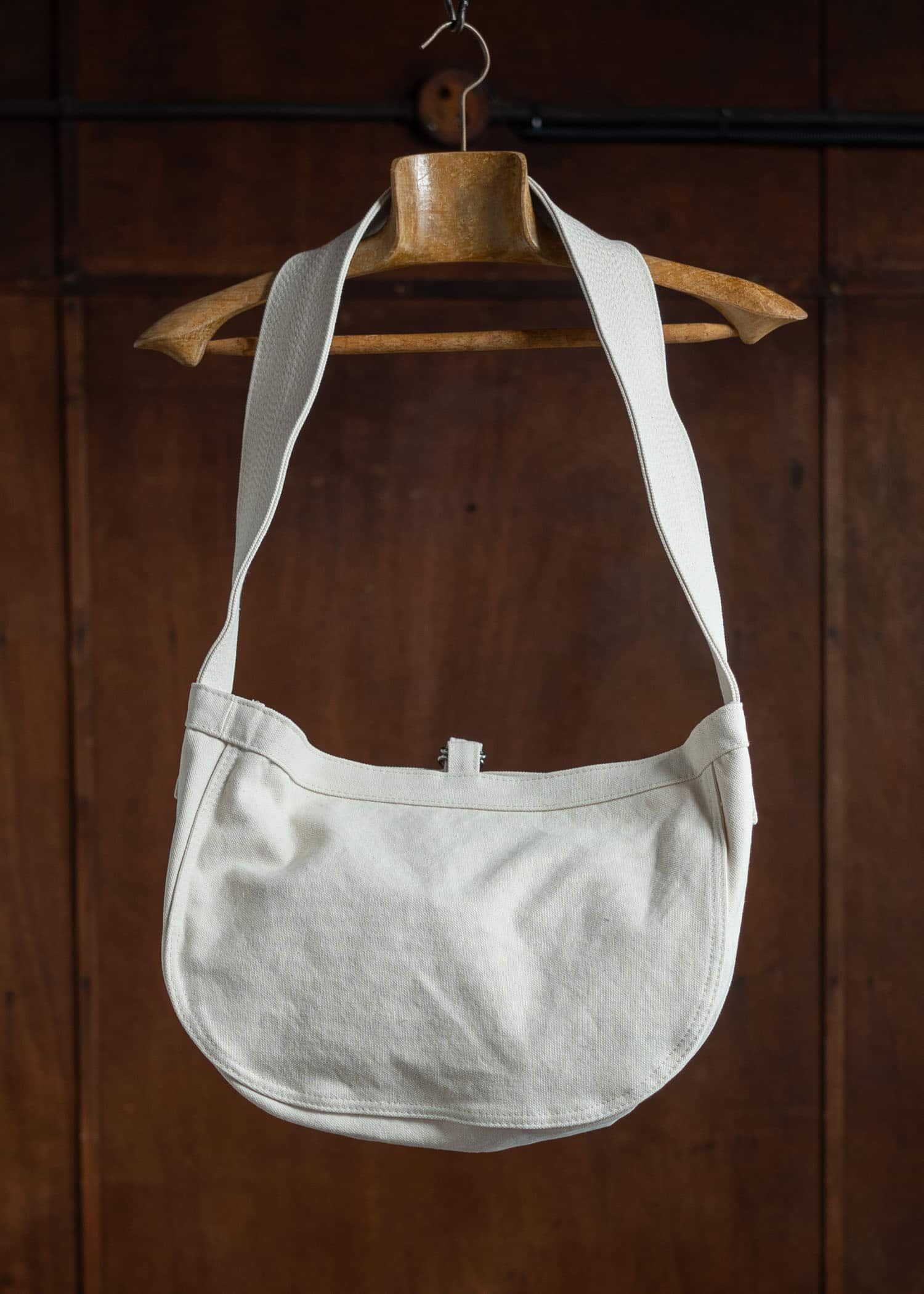 Taiga Takahashi Newsboy Bag Small Ivory Lot.018