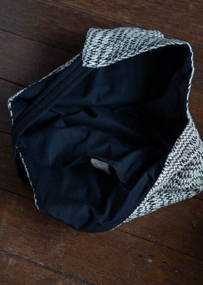 JAN-JAN VAN ESSCHE BAG#36 TSUNO BUKURO STYLE HAND WOVEN BAG WITH INSIDE POCKET BROKEN WAVES BLACK AND WHITE