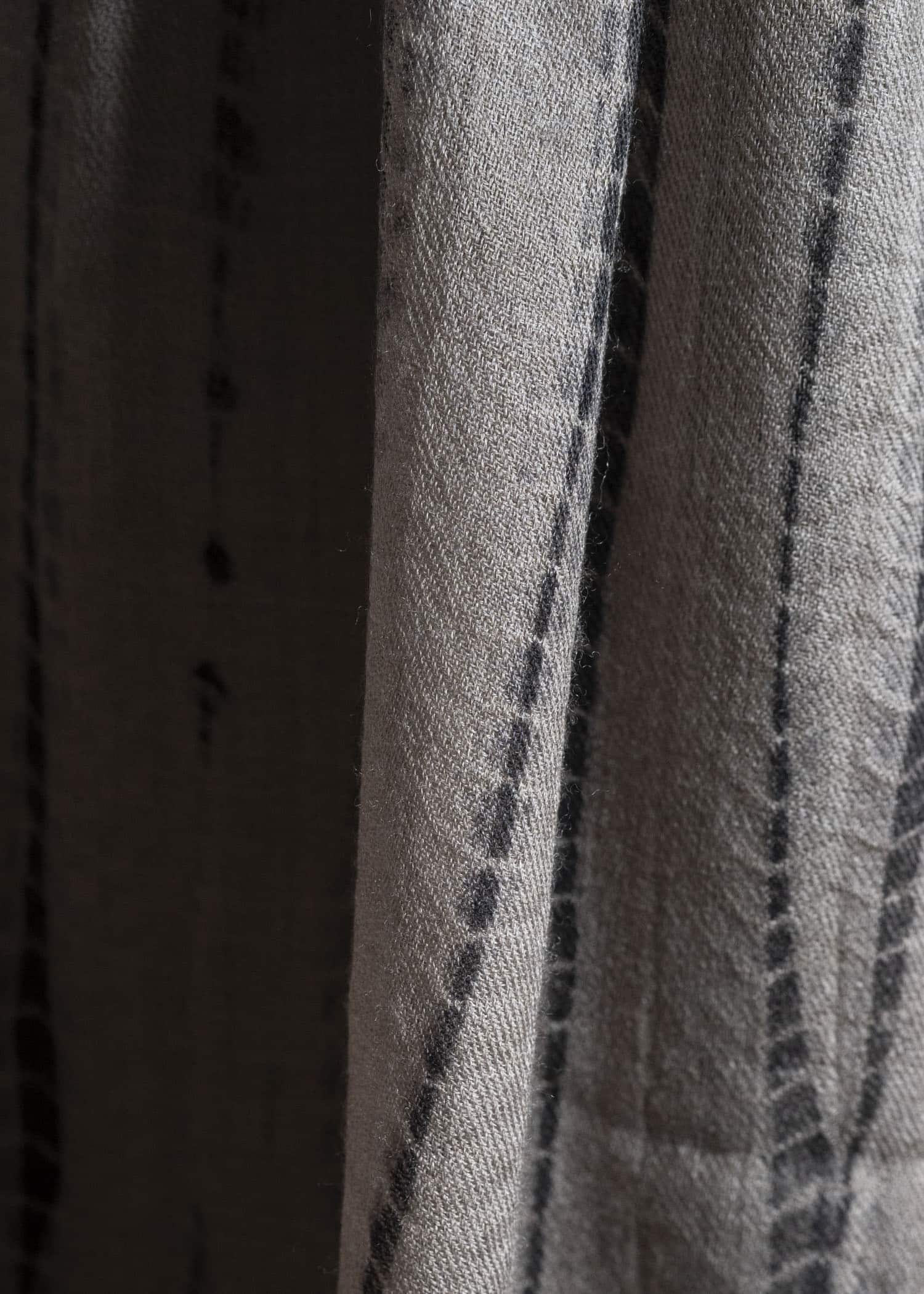 SUZUSAN 0013W-021 Hand Woven Baby W ool Shawl 1065 Black x Light Coffee