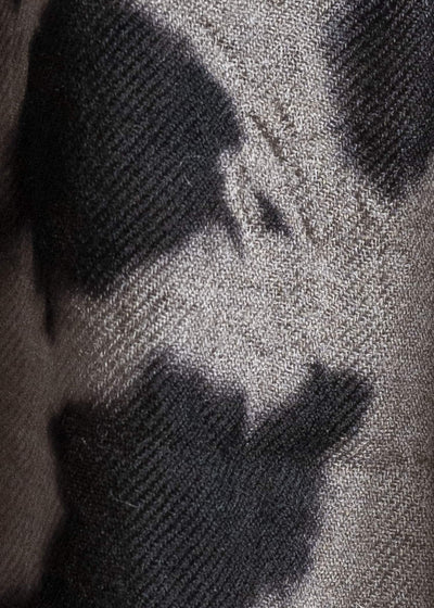 SUZUSAN 0013W-010 Hand Woven Baby W ool Shawl 1065 Black x Light Coffee