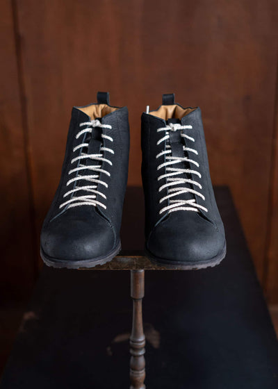 PETROSOLAUM JJVE × PETROSOLAUM Up Heavel Wedge Tr Mid Blk 8182-3PTR2