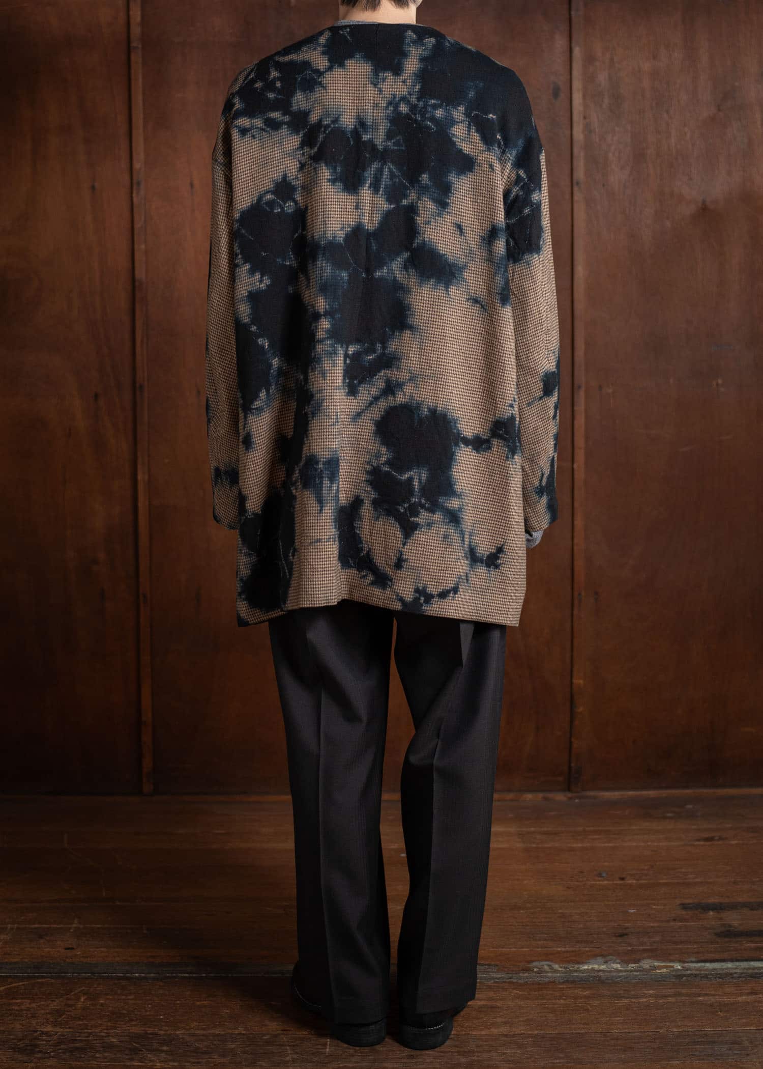 SUZUSAN Merino Wool Houndstooth Collarless Coat Black X Brown 8025WNP-010