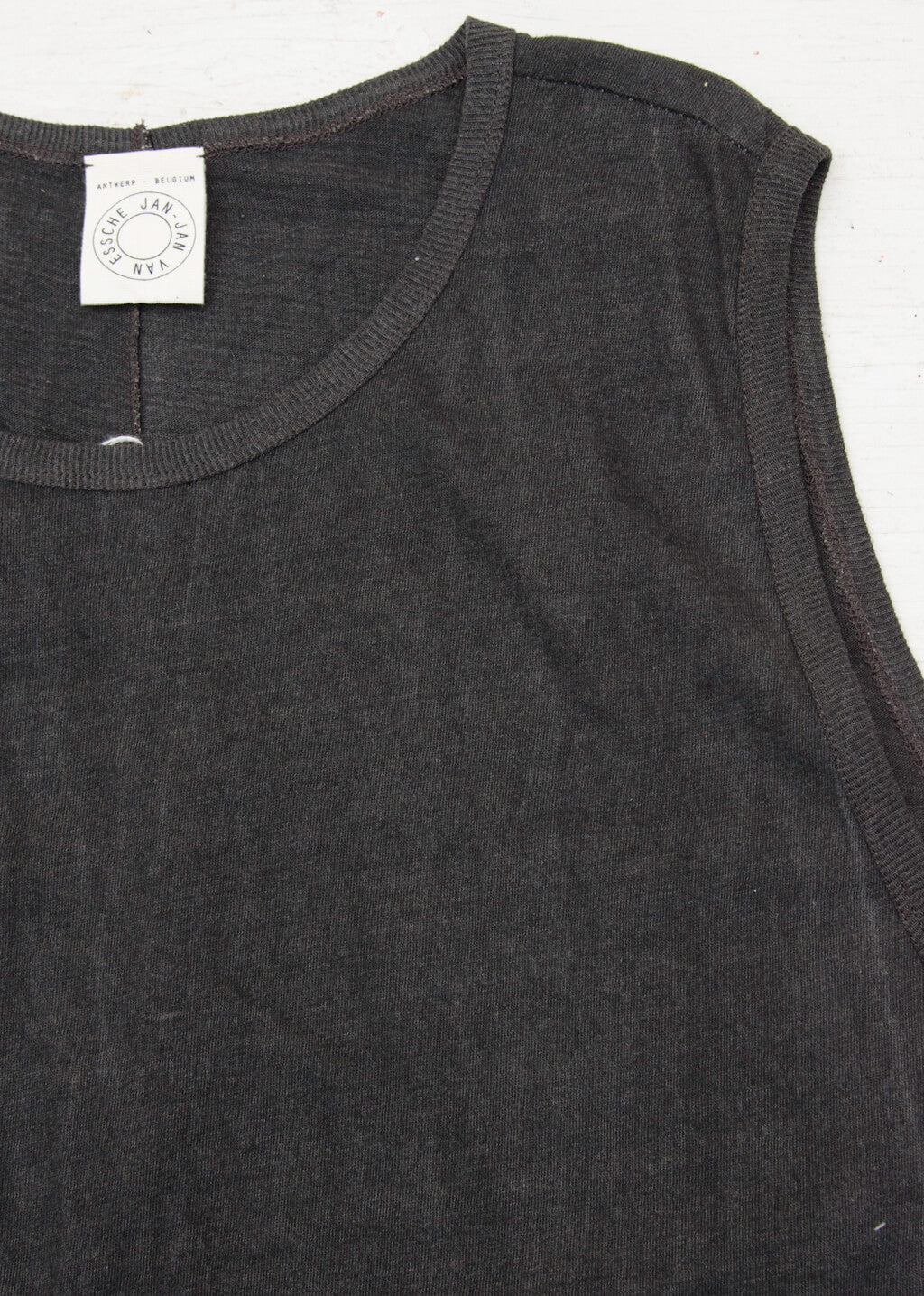 JAN-JAN VAN ESSCHE "TANK TOP#16" DARK SUMI HEMP/COTTON JERSEY