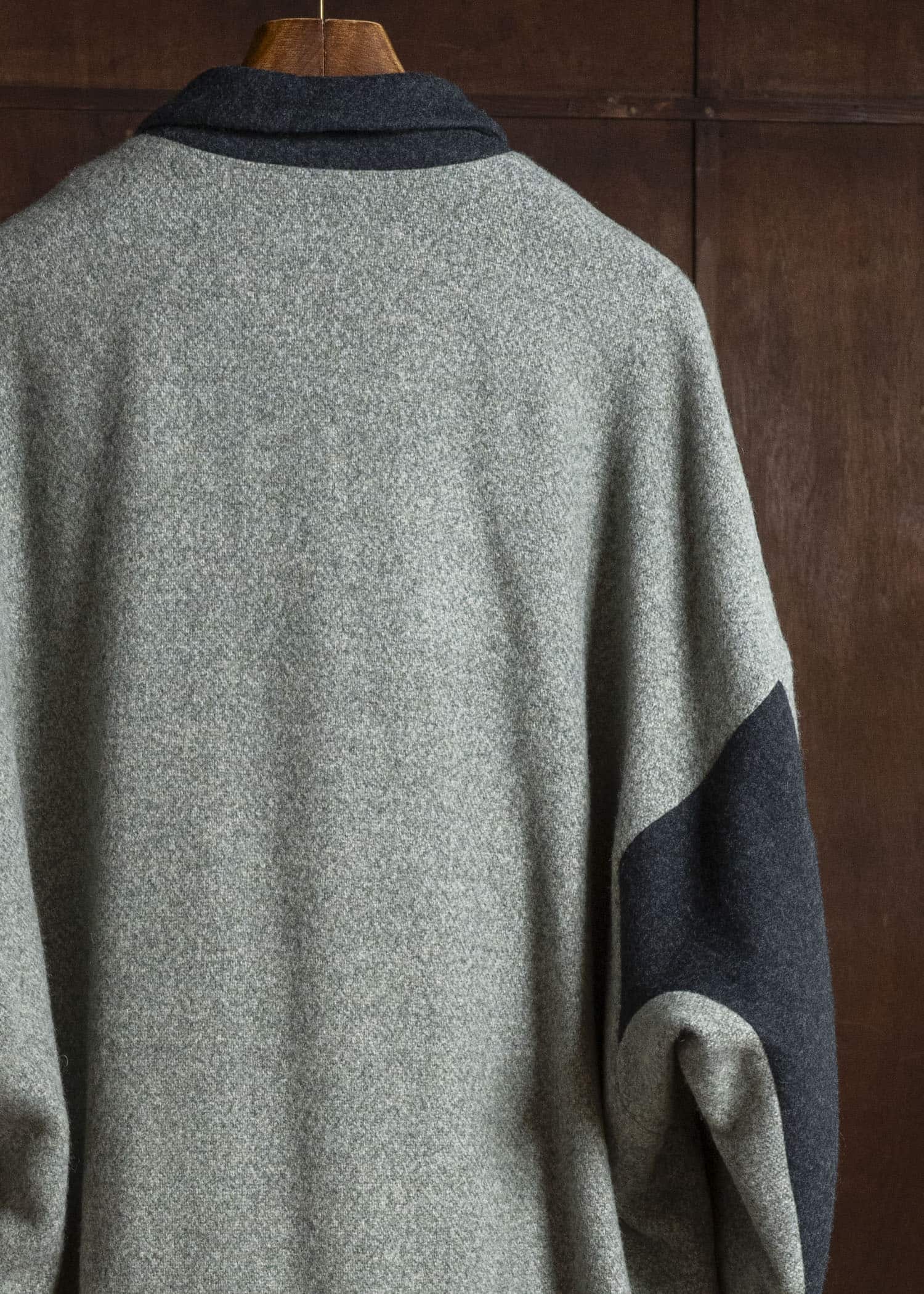 amachi. AY19C-2096 Covered Coat -019 Gray Green