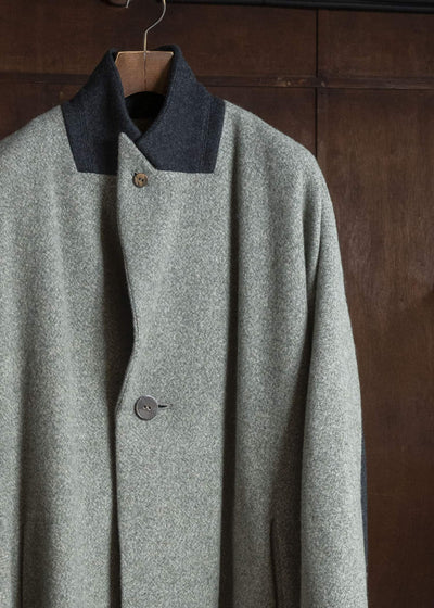 amachi. AY19C-2096 Covered Coat -019 Gray Green