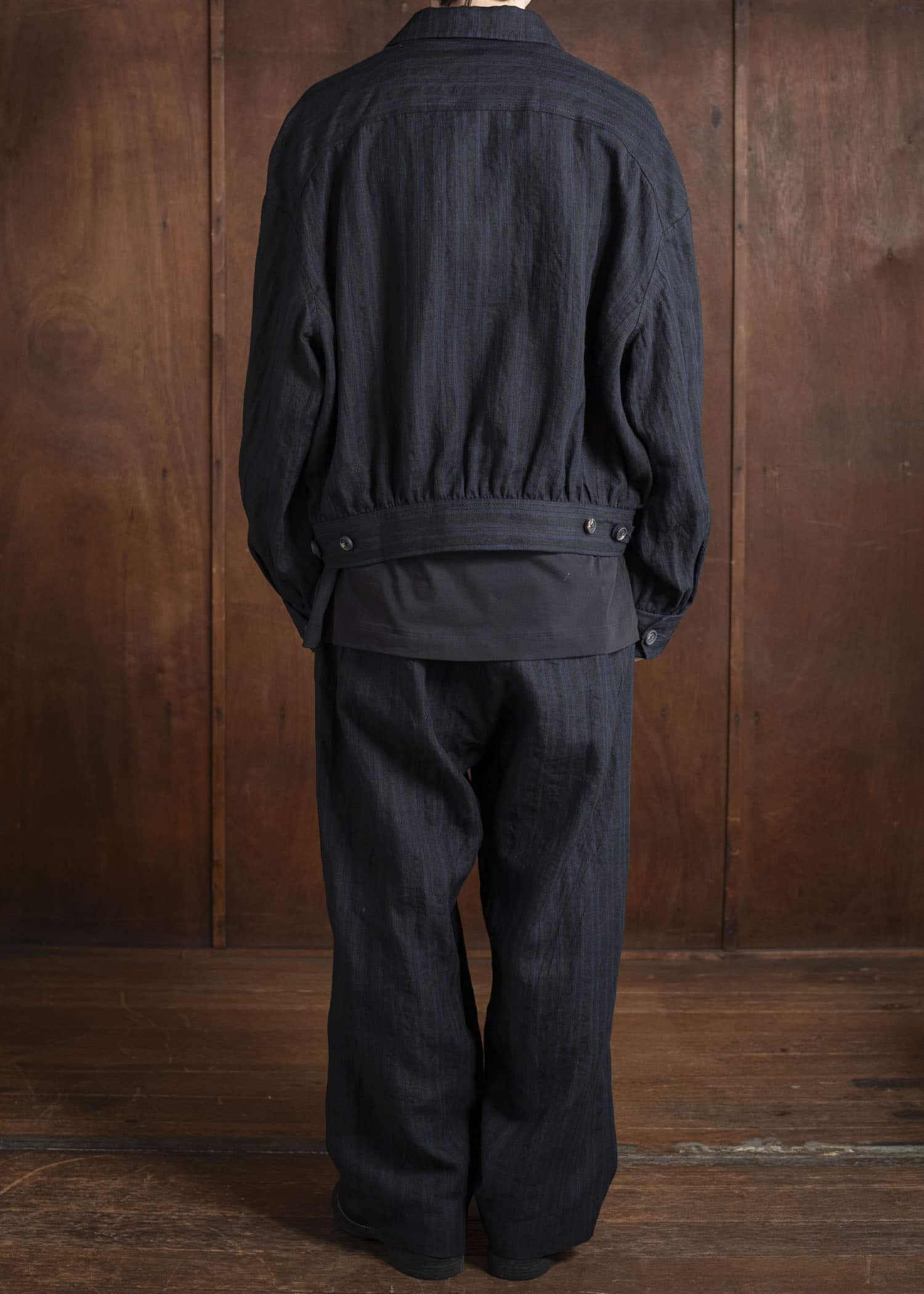 ZIGGY CHEN 0M2520911 SPREAD COLLAR CROPPED JACKET 04-BLACK X DARK BLUE