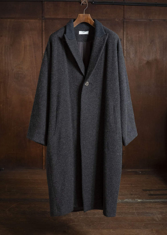 amachi. AY19C-2096 Covered Coat -019 Chacoal Black