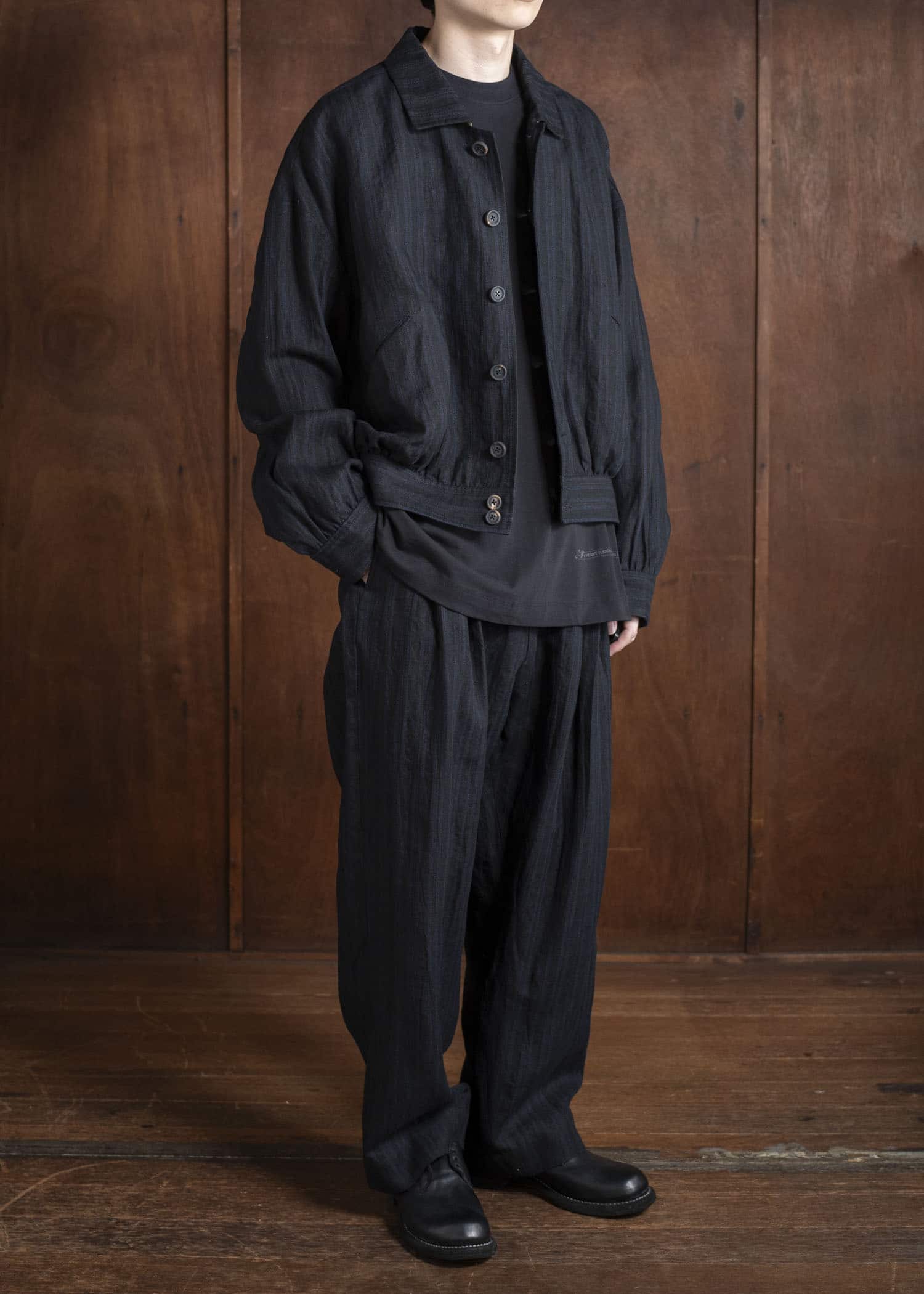 ZIGGY CHEN 0M2520911 SPREAD COLLAR CROPPED JACKET 04-BLACK X DARK BLUE