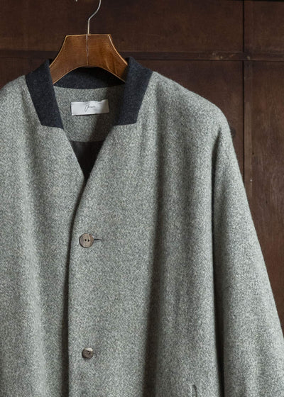 amachi. AY19B-2109 Covered Short Coat Gray Green