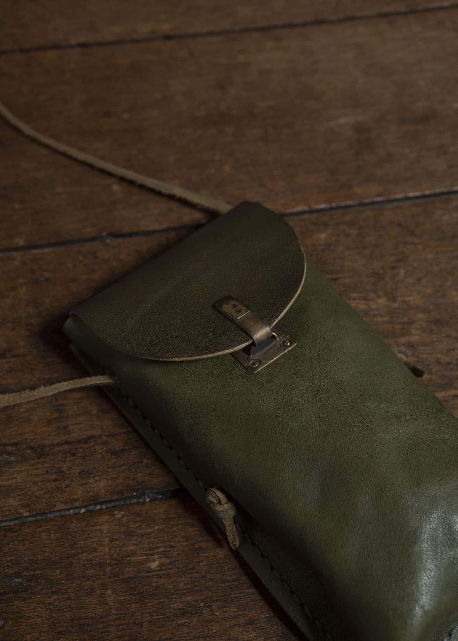 ZIGGY CHEN 0M2614010 LEATHER POUCH 54