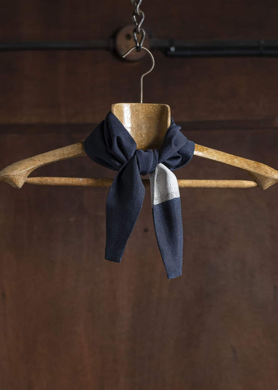 ZIGGY CHEN 0M2525001 SHORT SILK SCARF  24-DARK BLUE