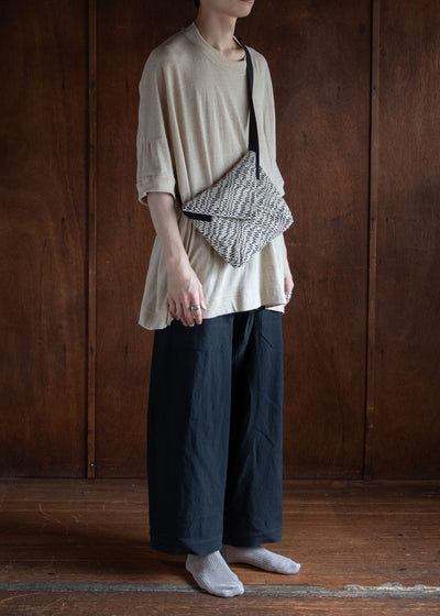 JAN-JAN VAN ESSCHE BAG#34 BROKEN WAVES BLACK AND WHITE