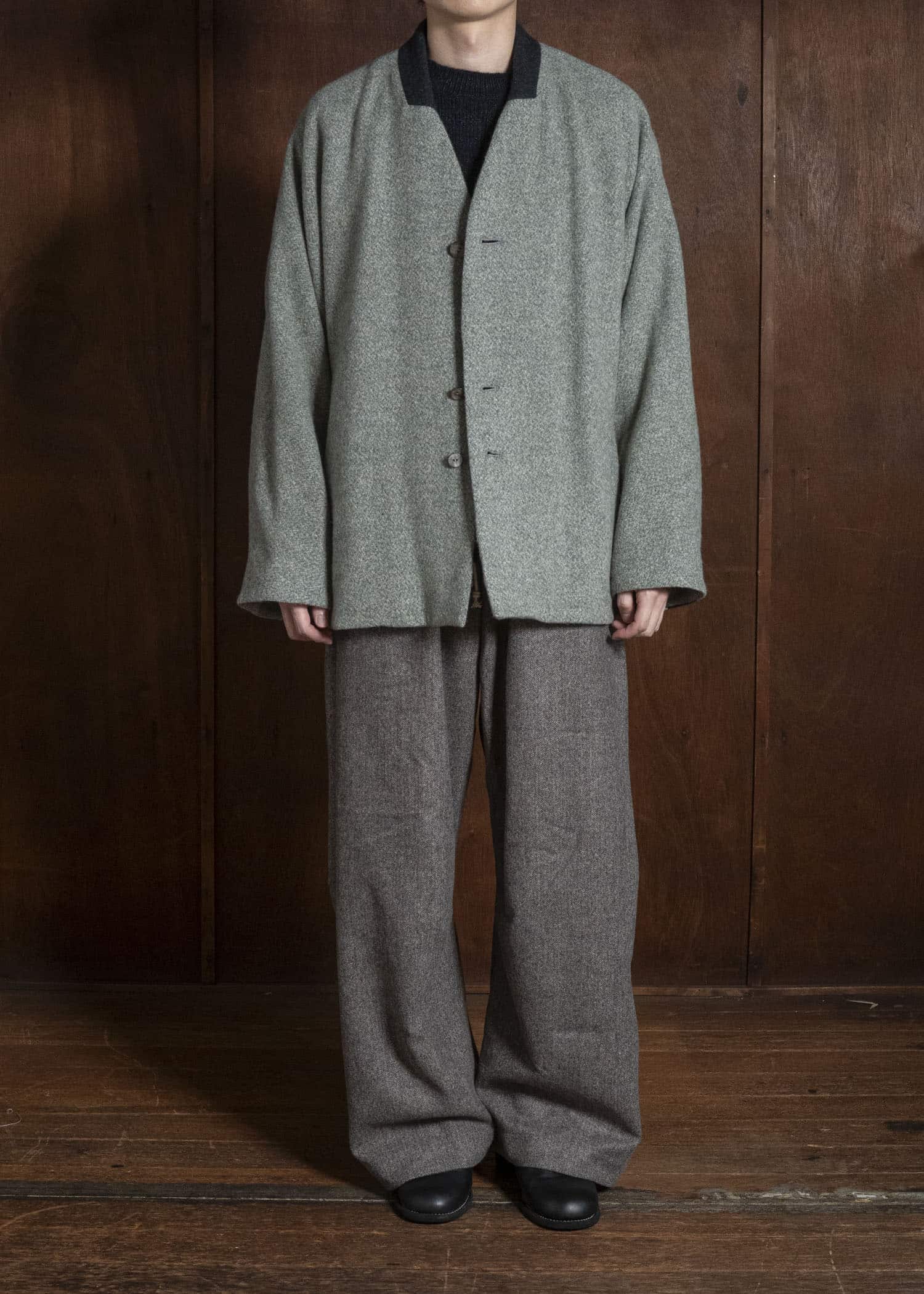 amachi. AY19B-2109 Covered Short Coat Gray Green