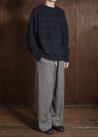 amachi. AY19K-4080 Wood Flame Knit Navy Black