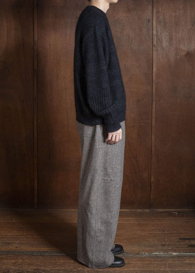 amachi. AY19K-4080 Wood Flame Knit Navy Black