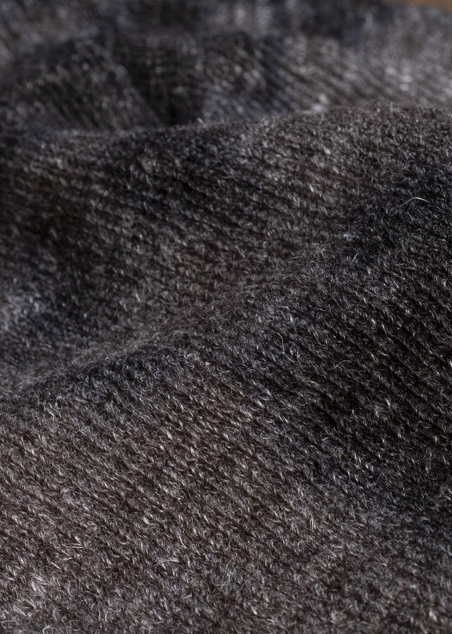 SUZUSAN 2079WLC-010 Dual Layered Wool Linen Cotton Jersey Long Sleeve Henley madara sibori 1067 Black - Muddy Brown
