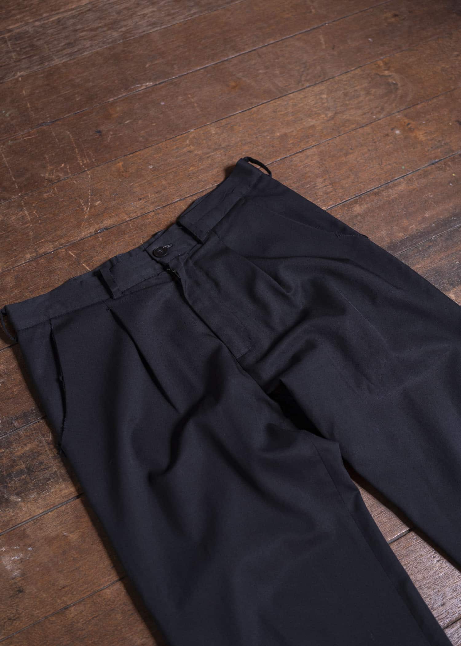 Geoffrey B. Small TASMANIAN WOOL CROPPED PANTS