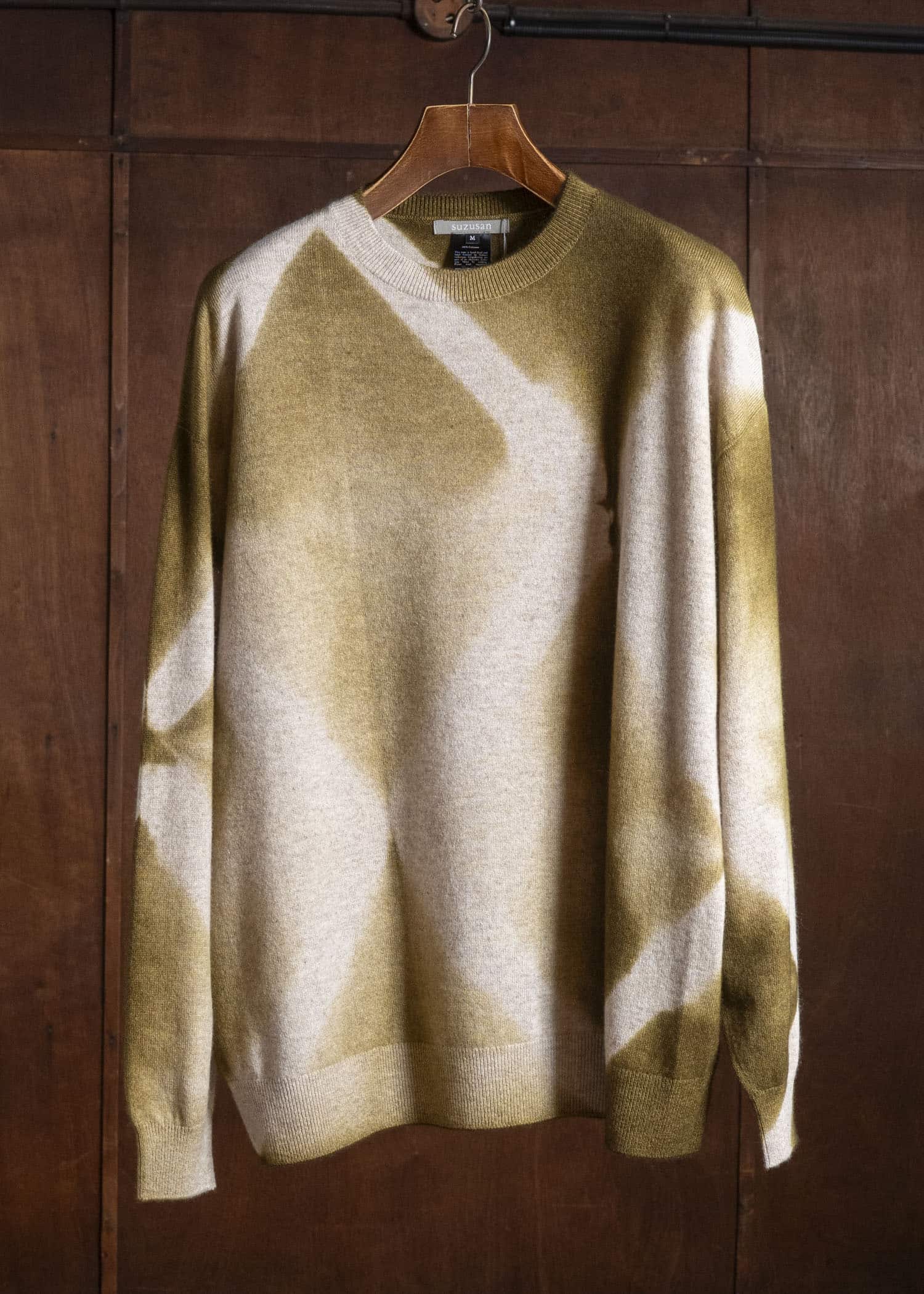 SUZUSAN Otsukei Exclusive Crew neck Cashmare Knit itajime shibori X Dark Olive - Beige
