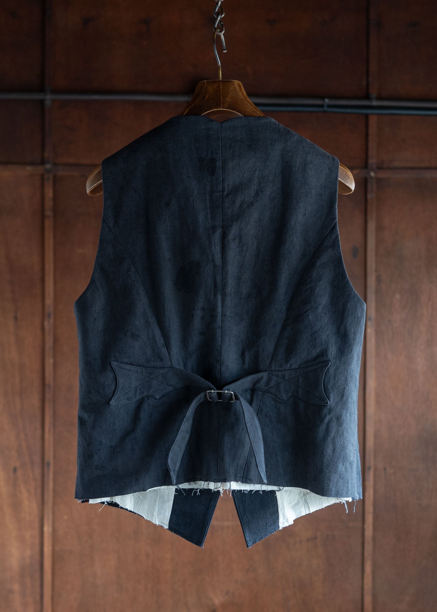 Professor.E Waistcoat Natural Dyed Black