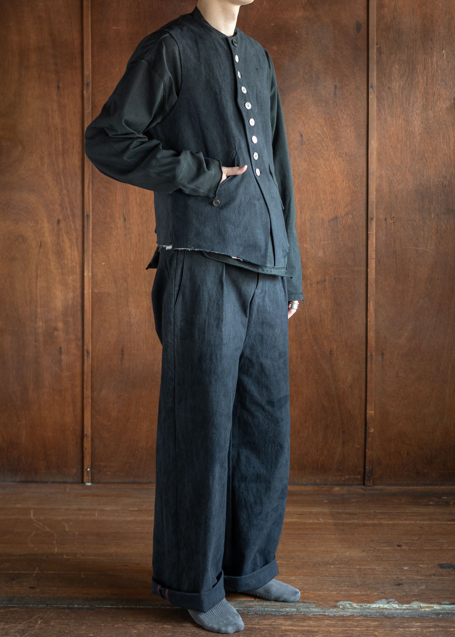 Professor.E Waistcoat Natural Dyed Black