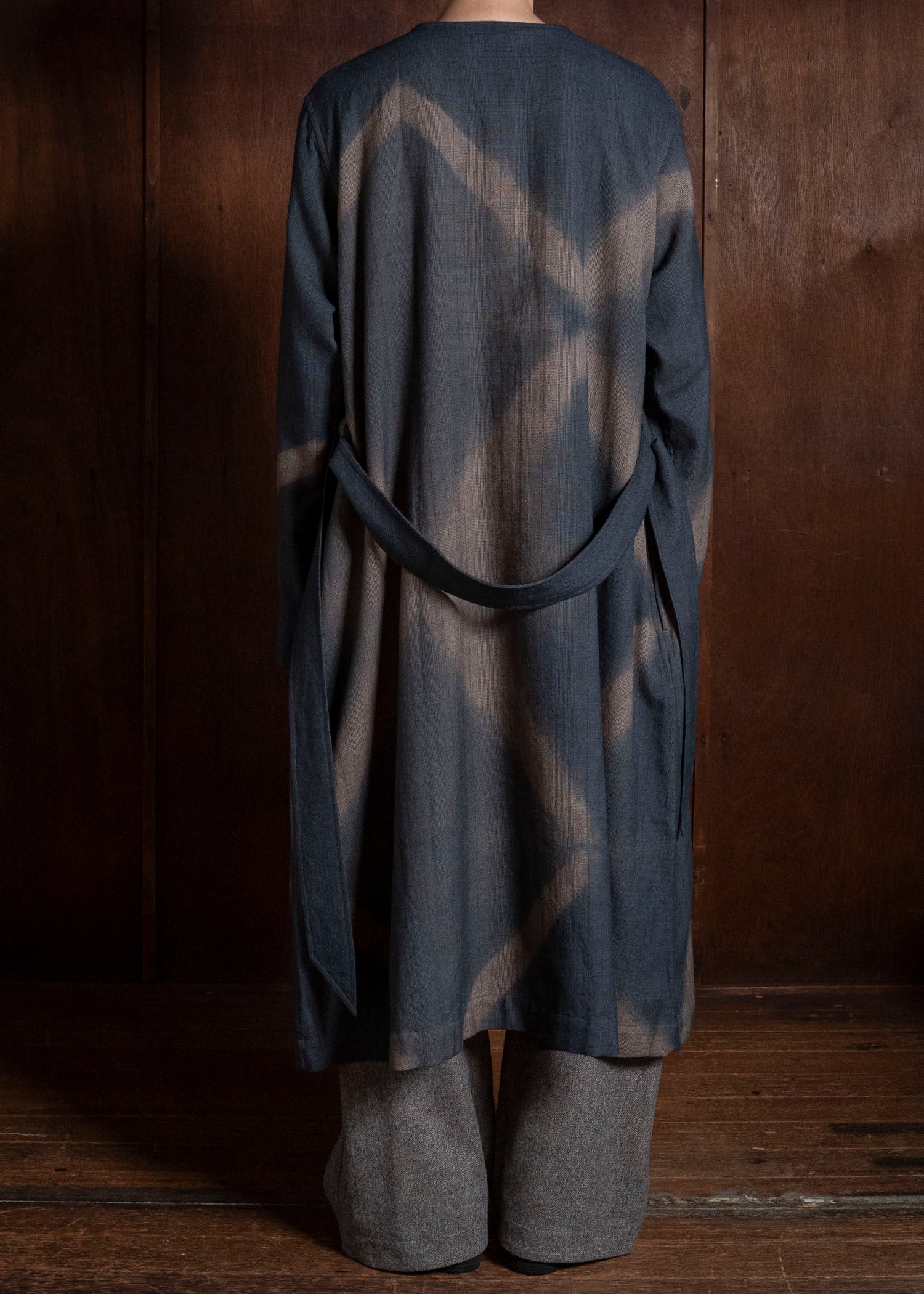 SUZUSAN 8044W-525 Wool Glen Check Wrap Coat itajime shibori X 2260 Dark Blue - Brown