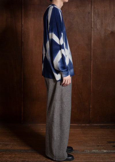 SUZUSAN Otsukei Exclusive Crew neck Cashmare Knit itajime shibori X Dark Blue - Grey