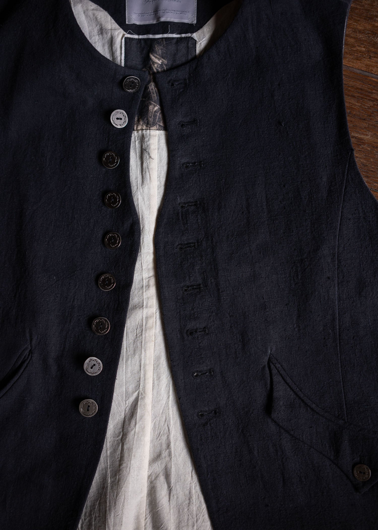 Professor.E Waistcoat Natural Dyed Black