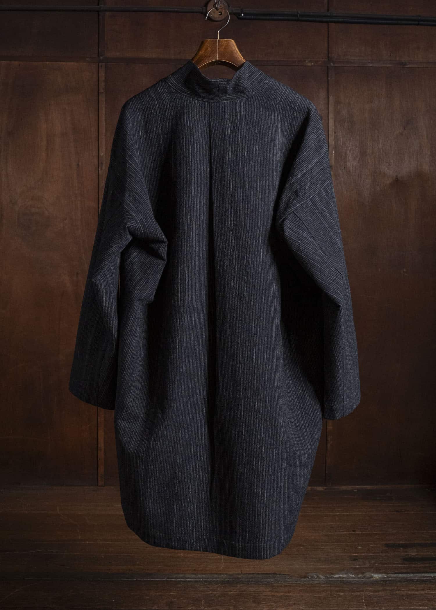 JAN-JAN VAN ESSCHE TUNIC#42 KIMONO COLLAR LOOSE FIT TUNIC WITH KNIFE PLEAT Wool Cotton Cloth | Striped
