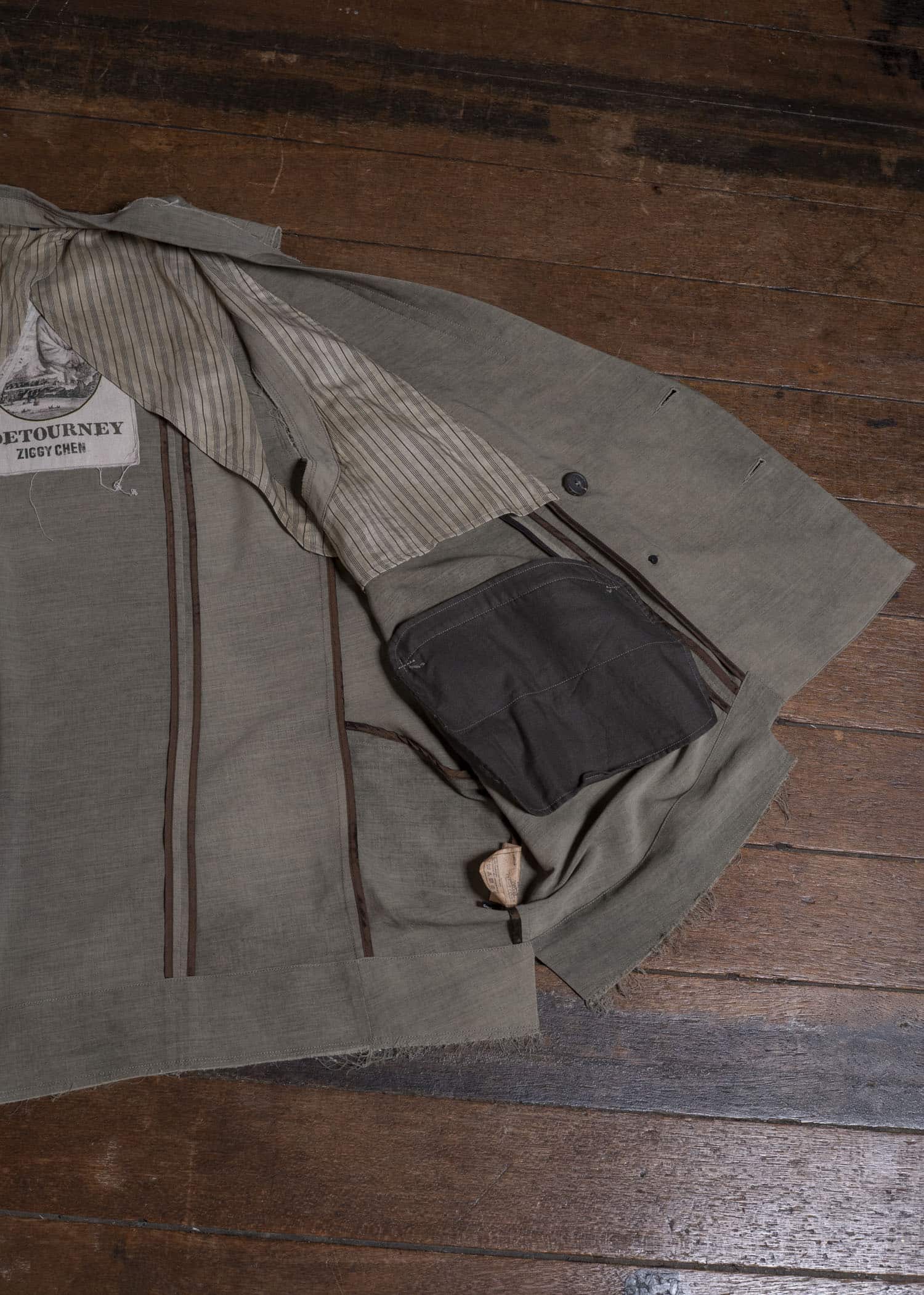 ZIGGY CHEN 23SS ASIMMETRY VEST