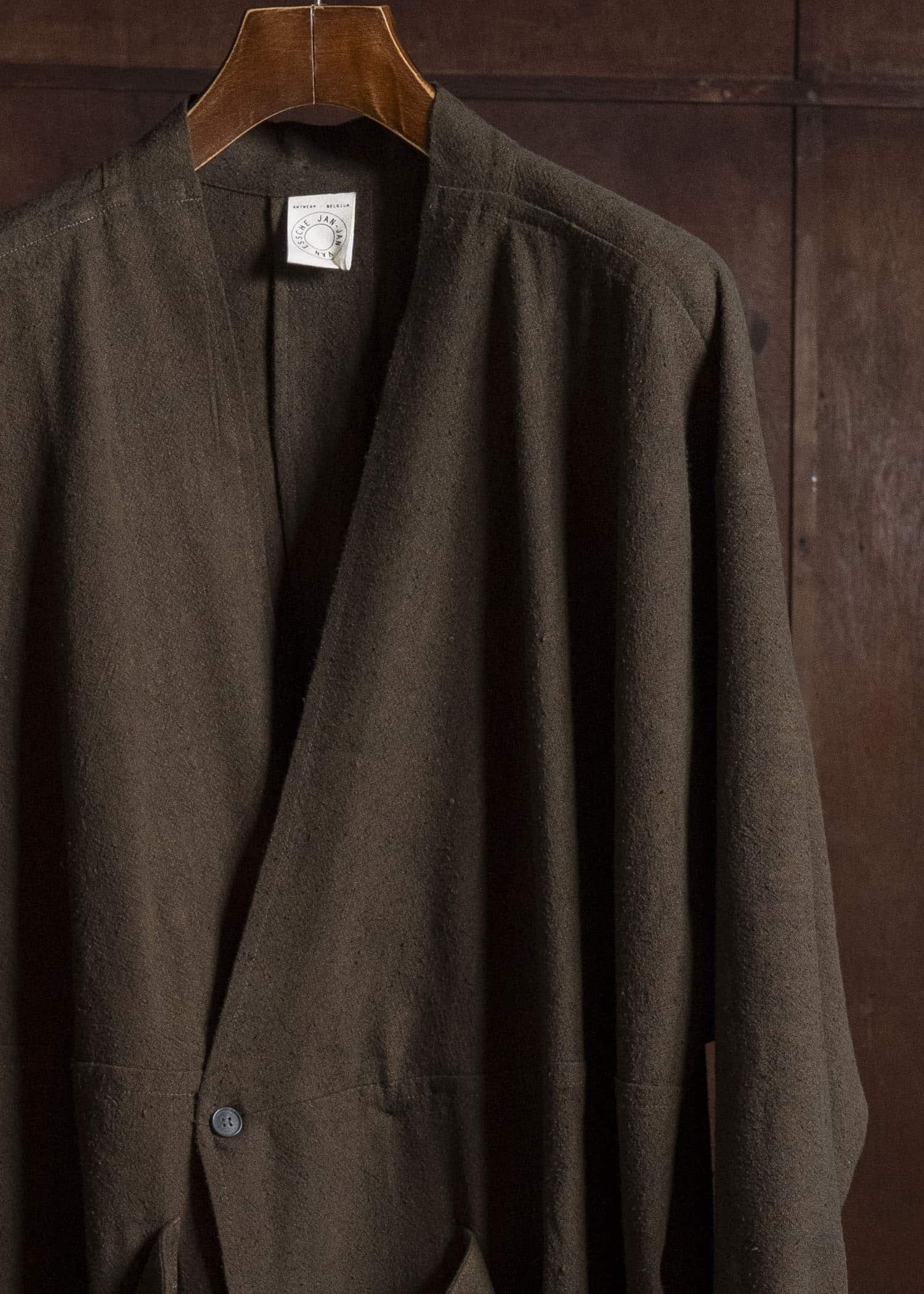 JAN-JAN VAN ESSCHE SHIRT#116 LONG SHIRT WITH DOUBLE CLOSURE AND PATCH POCKETS Hemp Se Nappy Cloth | Ochre