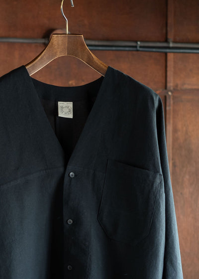 JAN-JAN VAN ESSCHE JAN-JAN VAN ESSCHE JAN-JAN VAN ESSCHE JAN-JAN VAN ESSCHE SHIRT#99 LOOSE FIT SHIRT WITH DEEP V-NECK WASHI SHIRTING BLACK