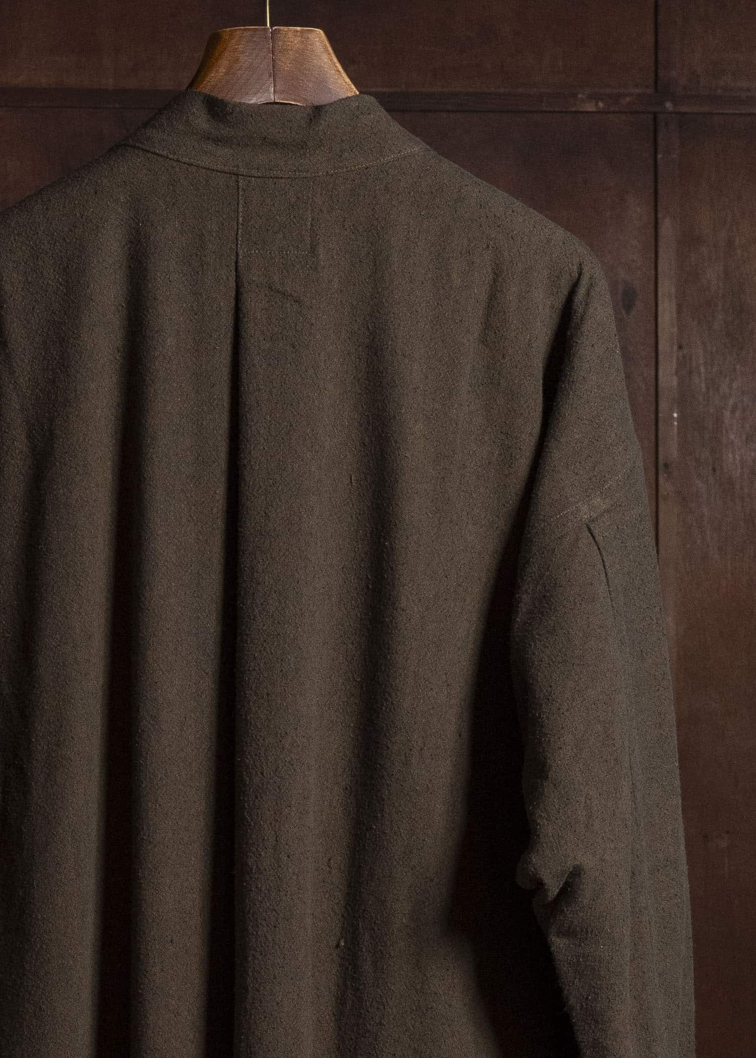JAN-JAN VAN ESSCHE SHIRT#116 LONG SHIRT WITH DOUBLE CLOSURE AND PATCH POCKETS Hemp Se Nappy Cloth | Ochre