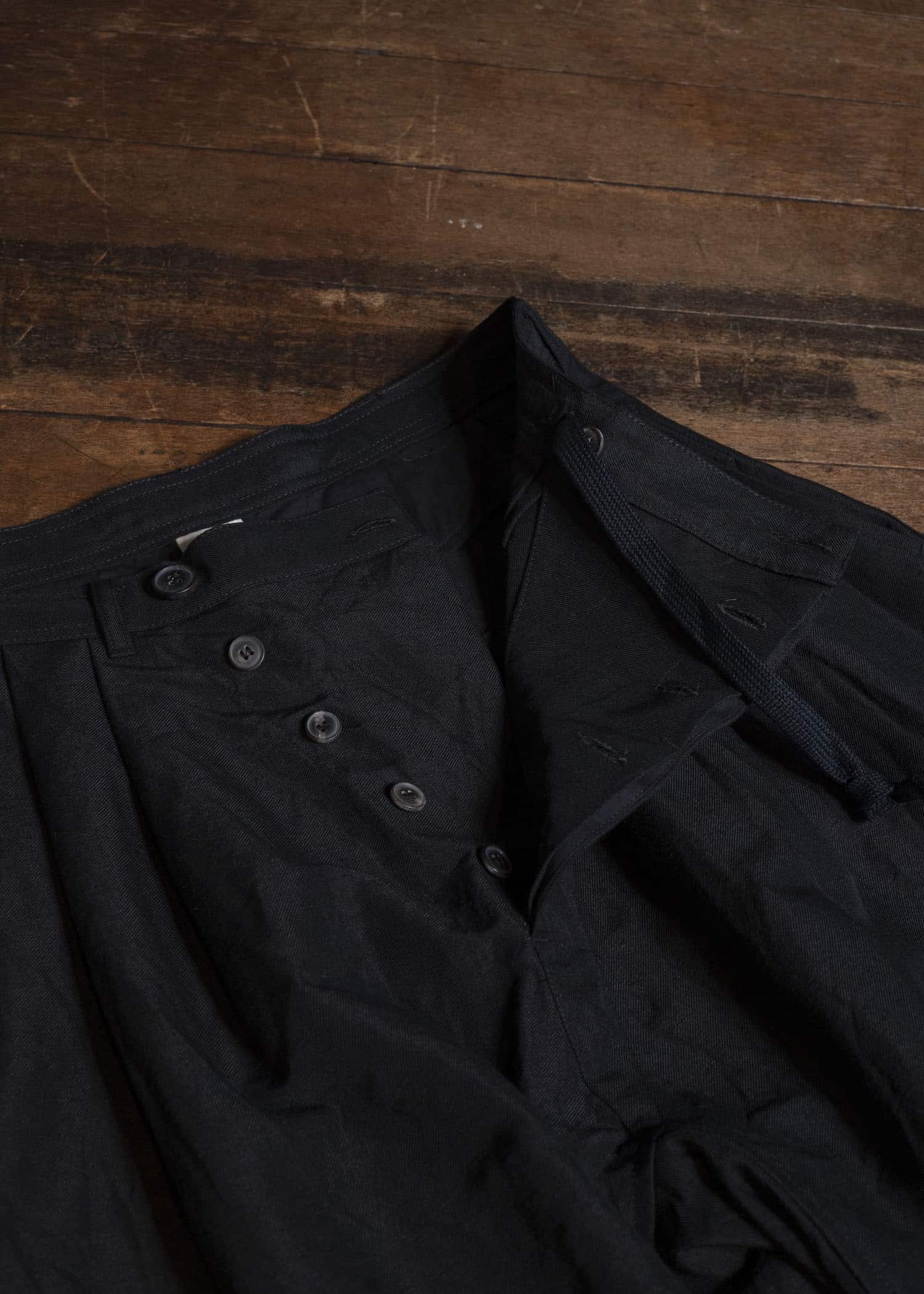 JAN-JAN VAN ESSCHE TROUSERS#93 DOUBLE PLEATED TROUSERS WITH BUTTONSYSTEM AT HEM Linen Wool Twill | Black