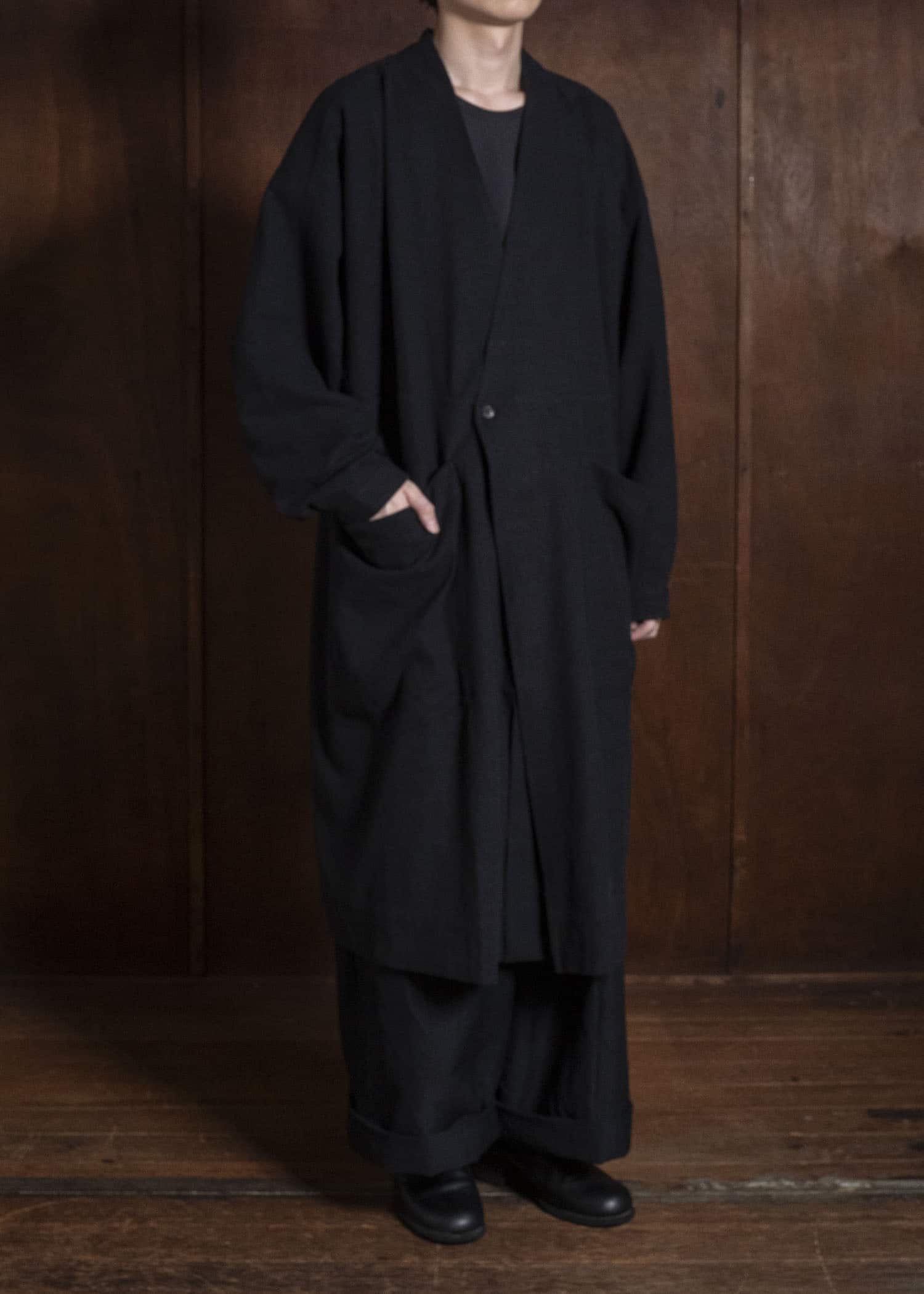 JAN-JAN VAN ESSCHE SHIRT#116 LONG SHIRT WITH DOUBLE CLOSURE AND PATCH POCKETS Hemp Se Nappy Cloth | Black