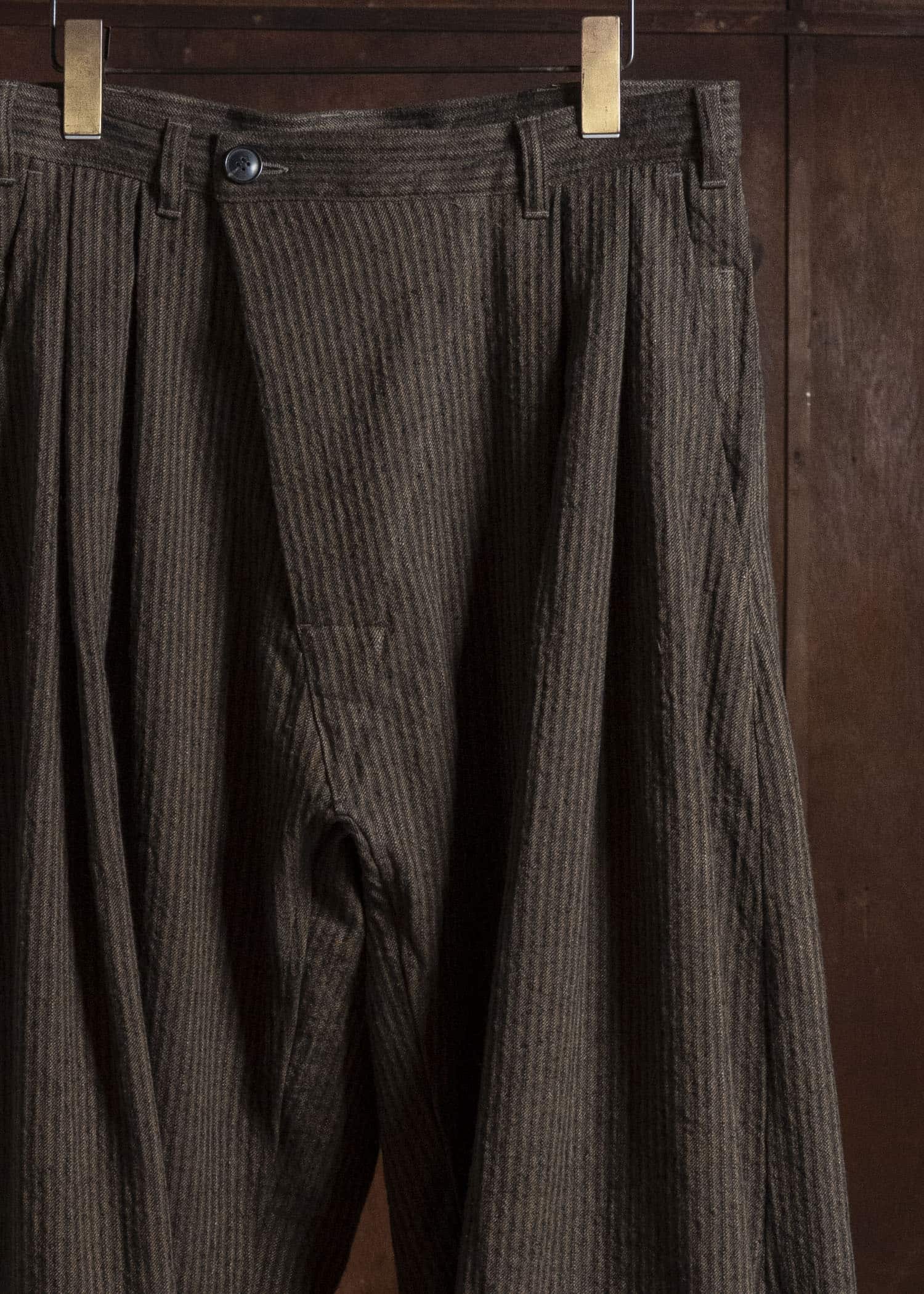 JAN-JAN VAN ESSCHE TROUSERS#93 DOUBLE PLEATED TROUSERS WITH BUTTONSYSTEM AT HEM Hemp Co Reed Twill | Khaki Striped