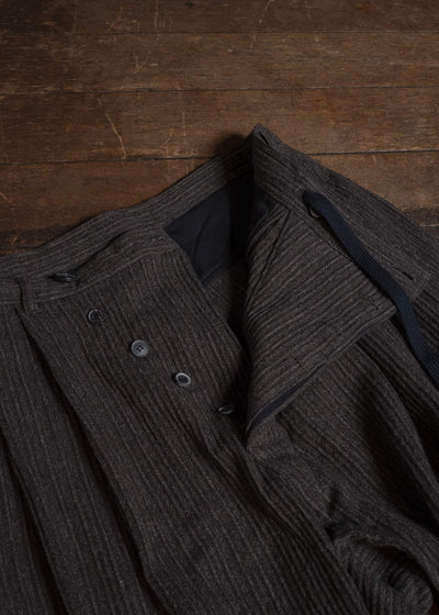JAN-JAN VAN ESSCHE TROUSERS#93 DOUBLE PLEATED TROUSERS WITH BUTTONSYSTEM AT HEM Yak Linen Cotton | Brown Striped