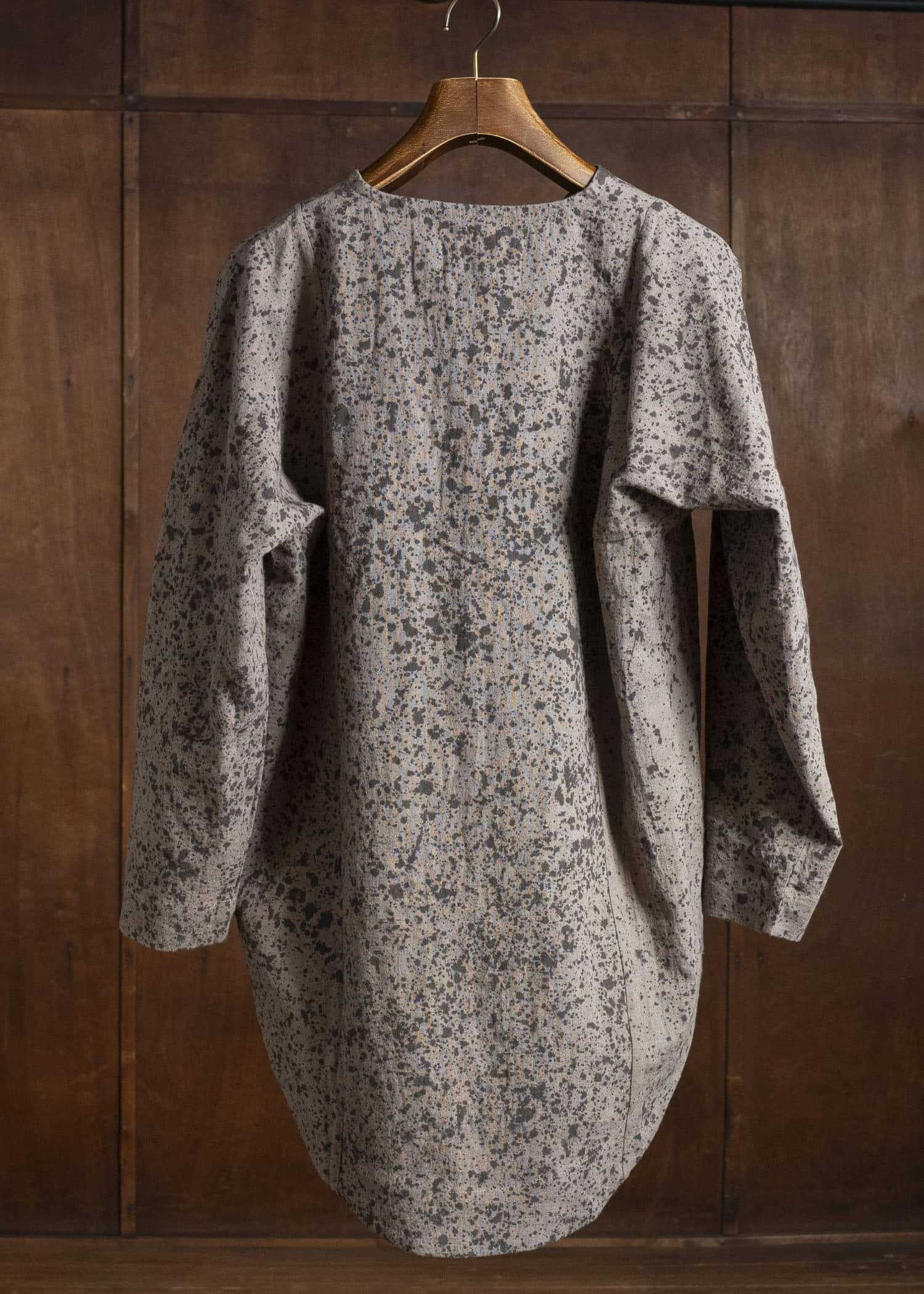 Gathering Textiles Fisherman Shirt (Curved) Linen Cotton Blend , Naturally Rain Dyed Black And Clay FIS02-LC-SB