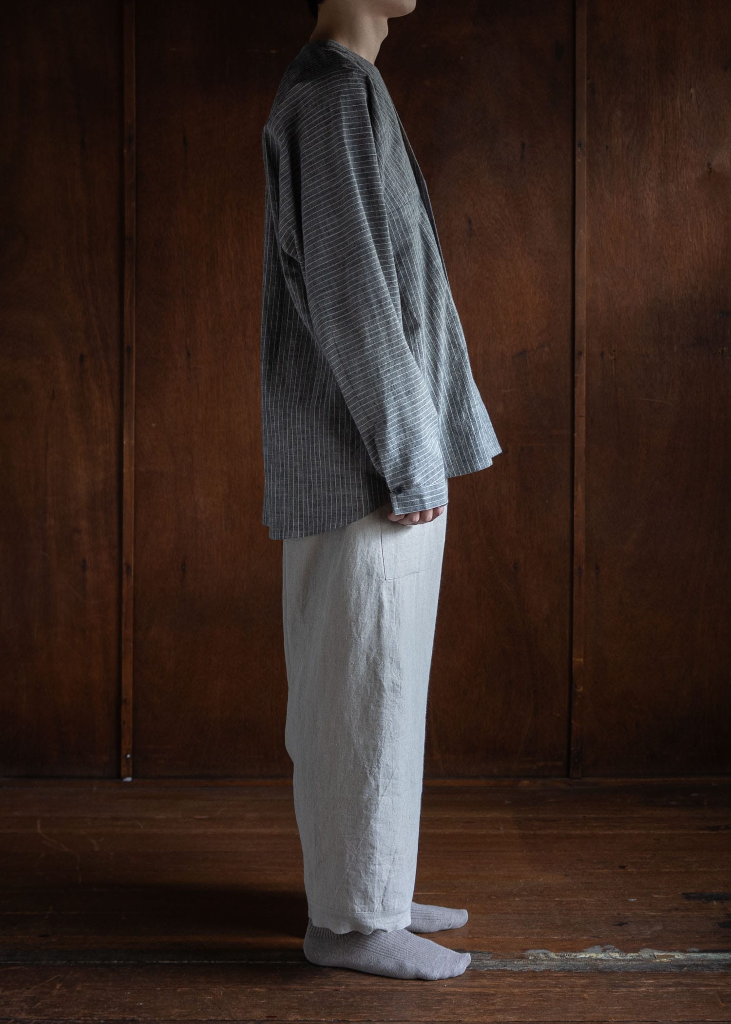 JAN-JAN VAN ESSCHE JAN-JAN VAN ESSCHE ヤンヤン ヴァン エシュ SHIRT#99 LOOSE FIT SHIRT WITH DEEP V-NECK COTTON SHIRTING GREY STRIPED メンズ