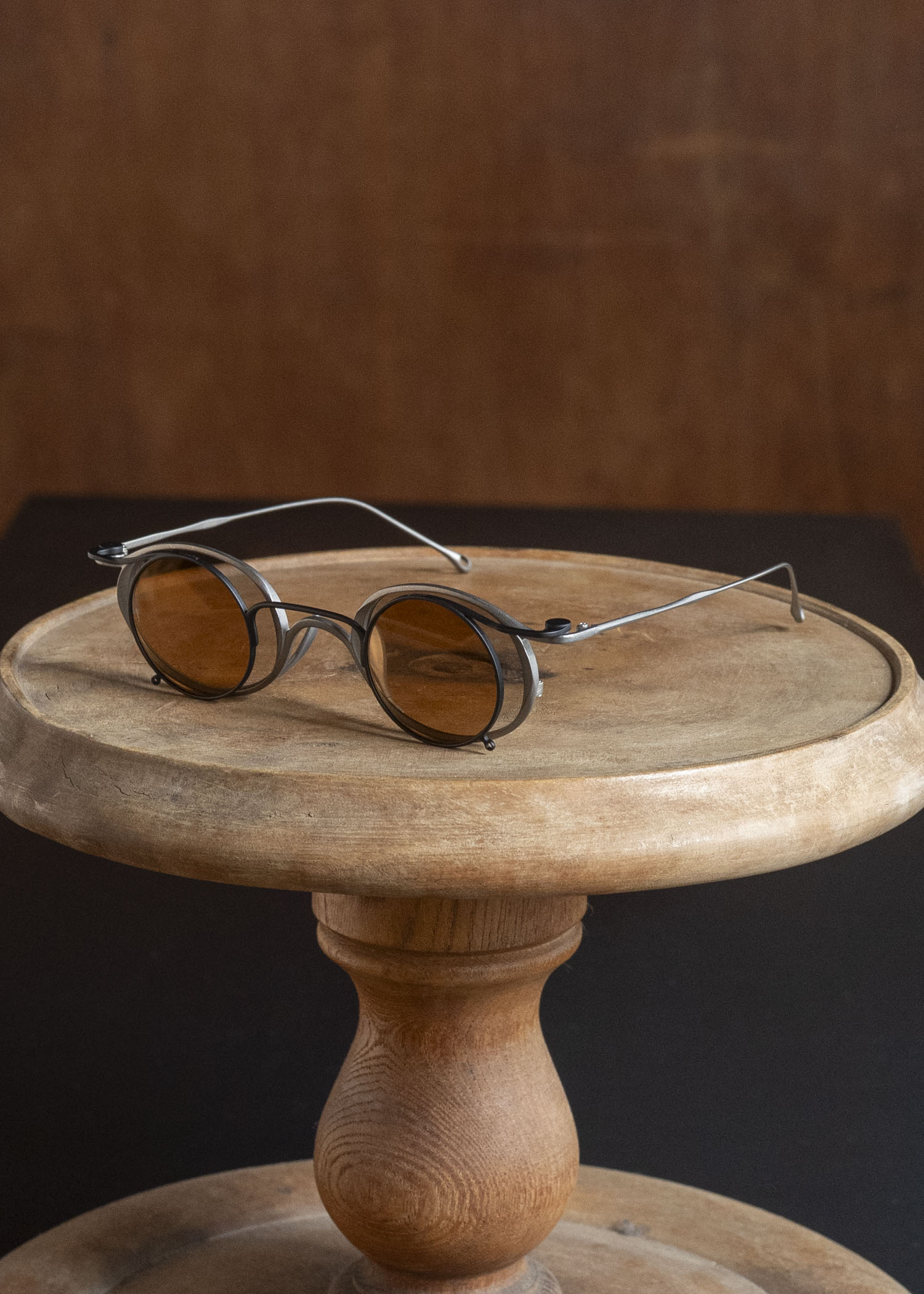 RIGARDS RG1943ZC ANTIQUE TITANIUM (FRAME) x BLACK (CLIP) x SALMON (LENS)