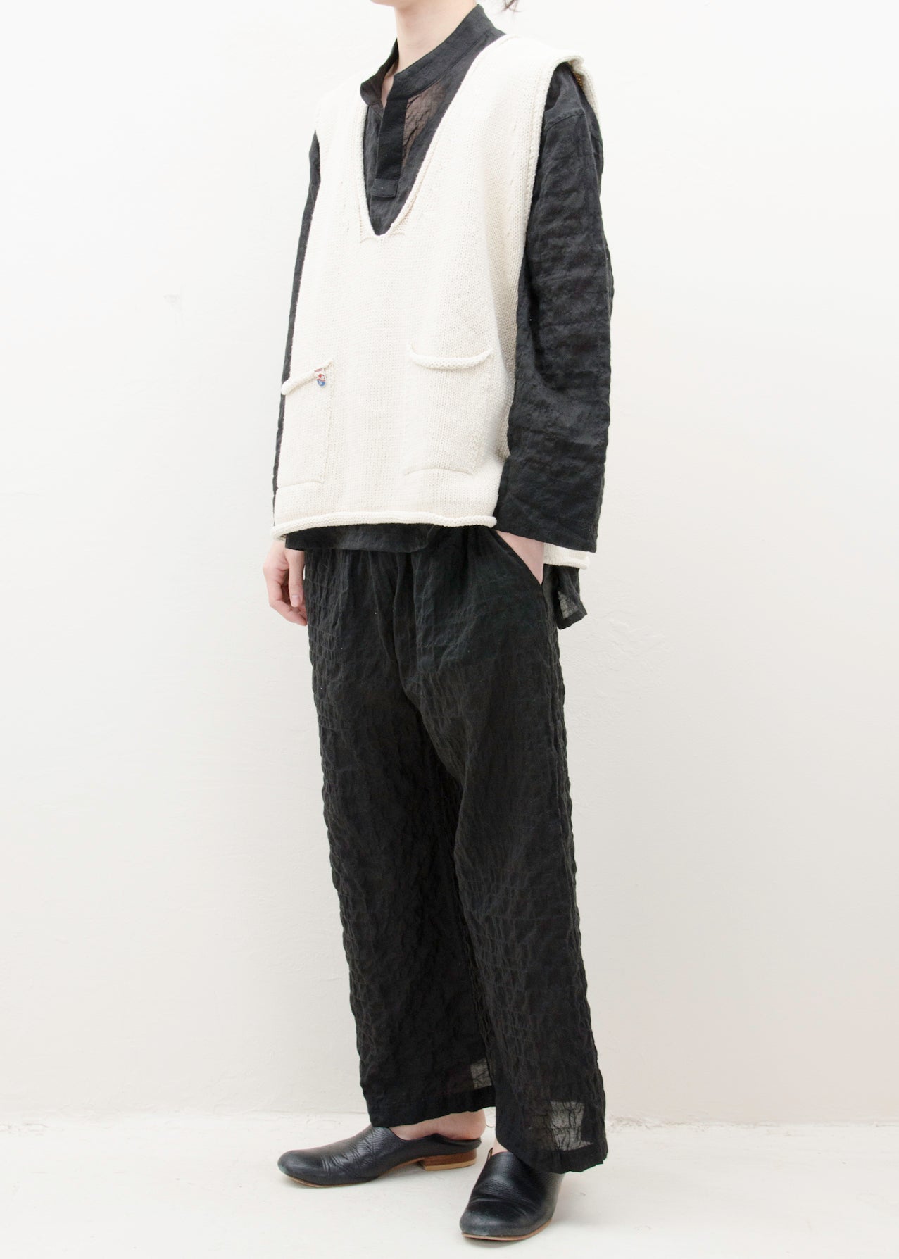 XENIA TELUNTS "Undyed Drop Neck Pocket Vest"