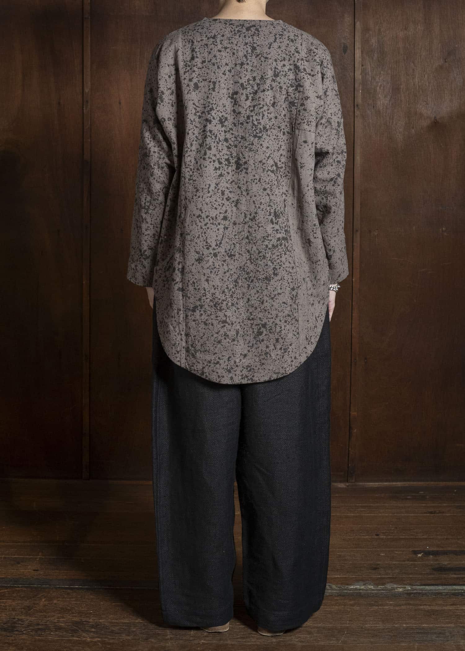 Gathering Textiles Fisherman Shirt (Curved) Linen Cotton Blend , Naturally Rain Dyed Black And Clay FIS02-LC-SB