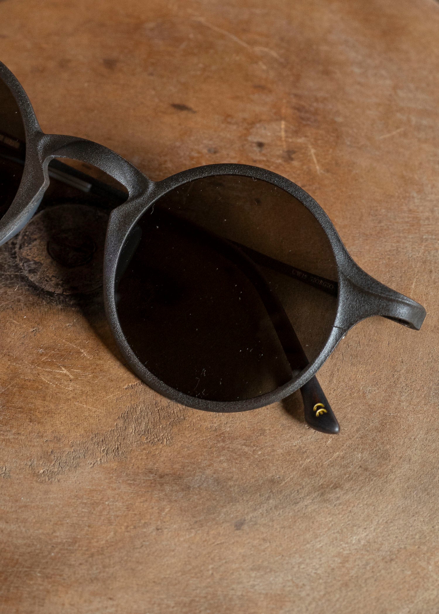 RIGARDS RG00UW19 GIORGIO ANTIQUE BLACK (FRAME) x DARK GRAY (LENS)