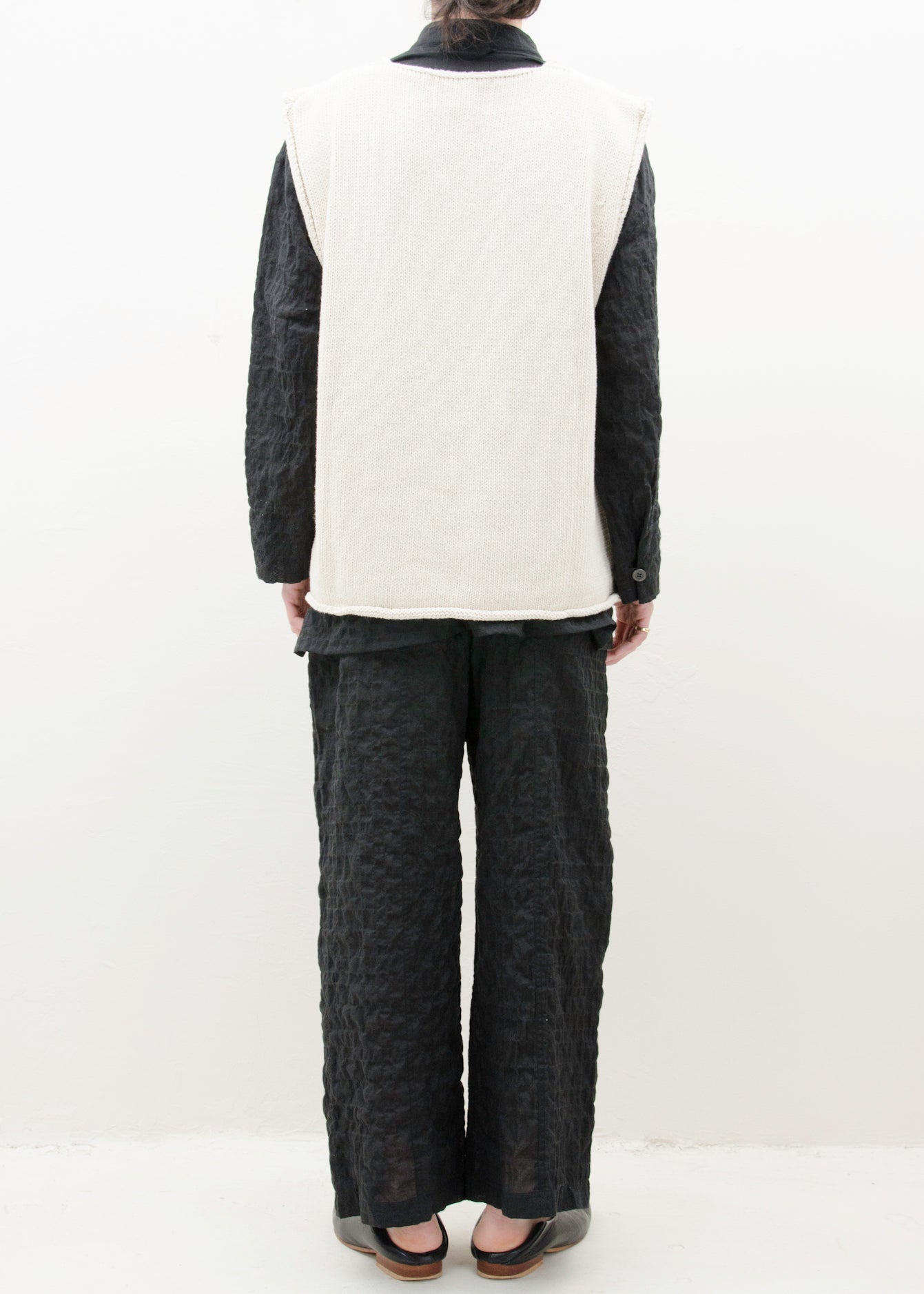 XENIA TELUNTS "Undyed Drop Neck Pocket Vest"