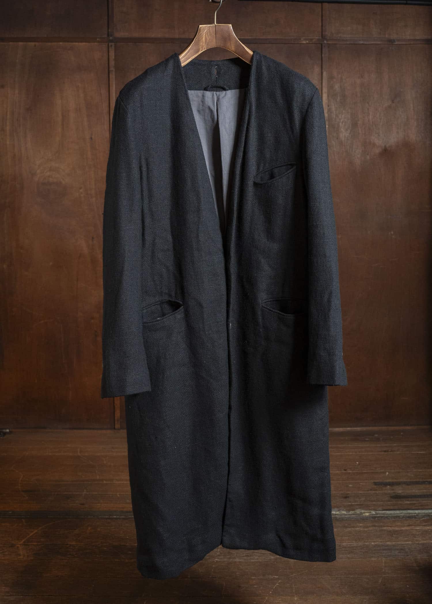 K’ANG OVERSIZE DETACHABLE SCARF LONG JACKET