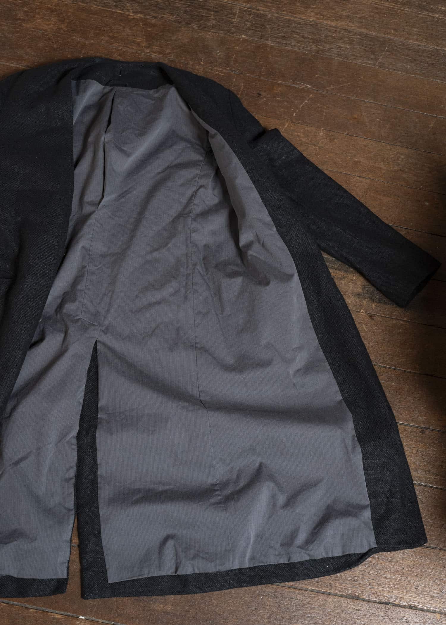 K’ANG OVERSIZE DETACHABLE SCARF LONG JACKET