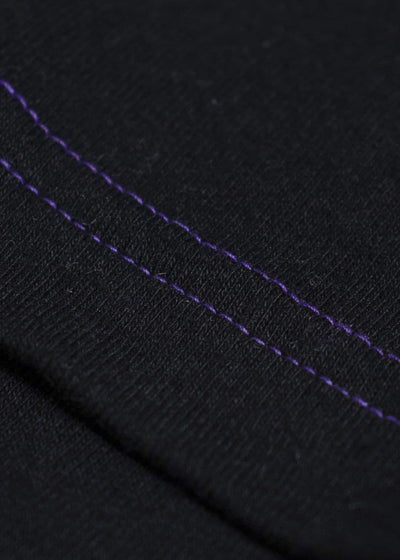 ZIIIN FAUST ONE POCKET LOOSE TEE BLACK WITH GRAPE STITCH