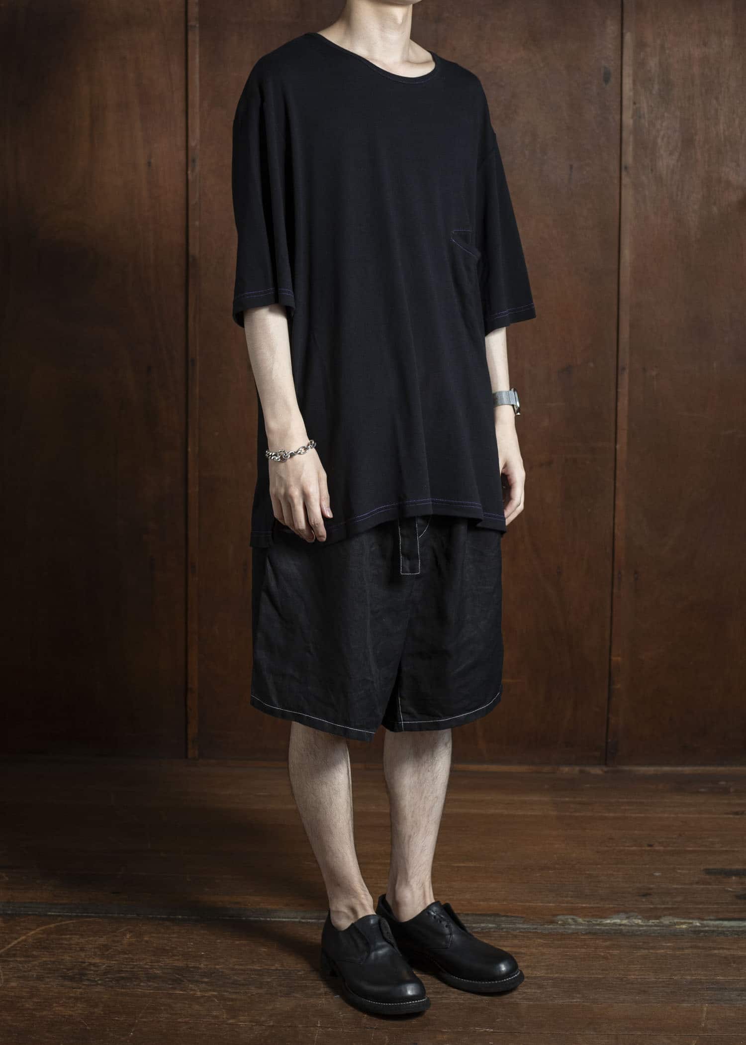 ZIIIN FAUST ONE POCKET LOOSE TEE BLACK WITH GRAPE STITCH