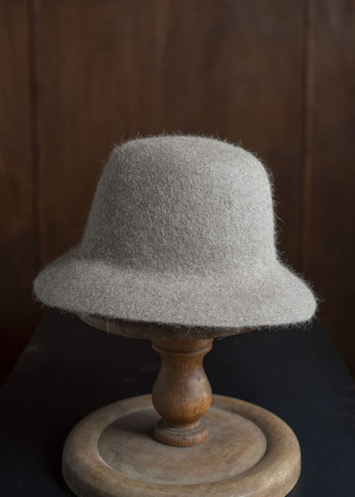 JAN-JAN VAN ESSCHE HAT#9 RABBIT FAR FELT