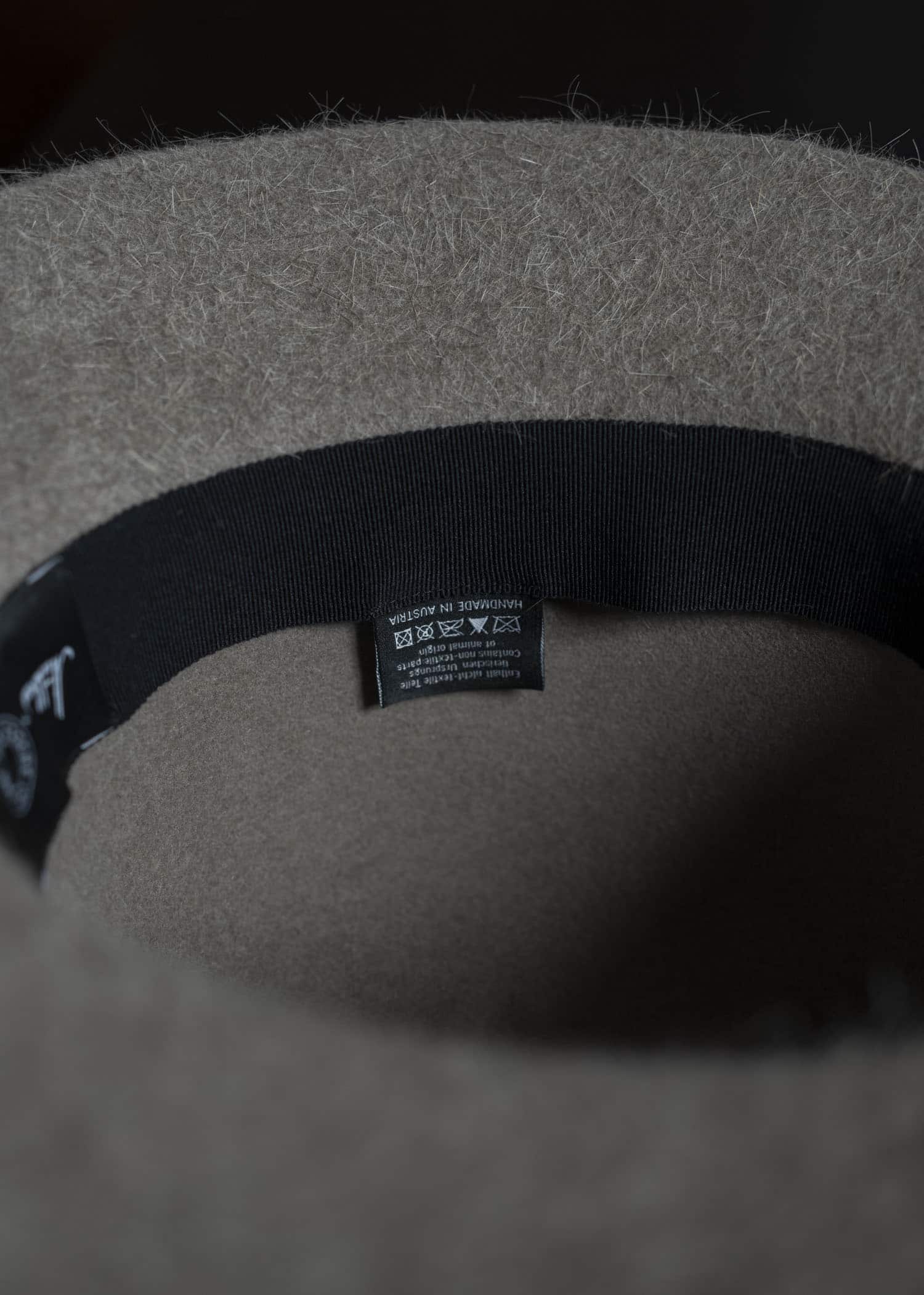 JAN-JAN VAN ESSCHE HAT#9 RABBIT FAR FELT