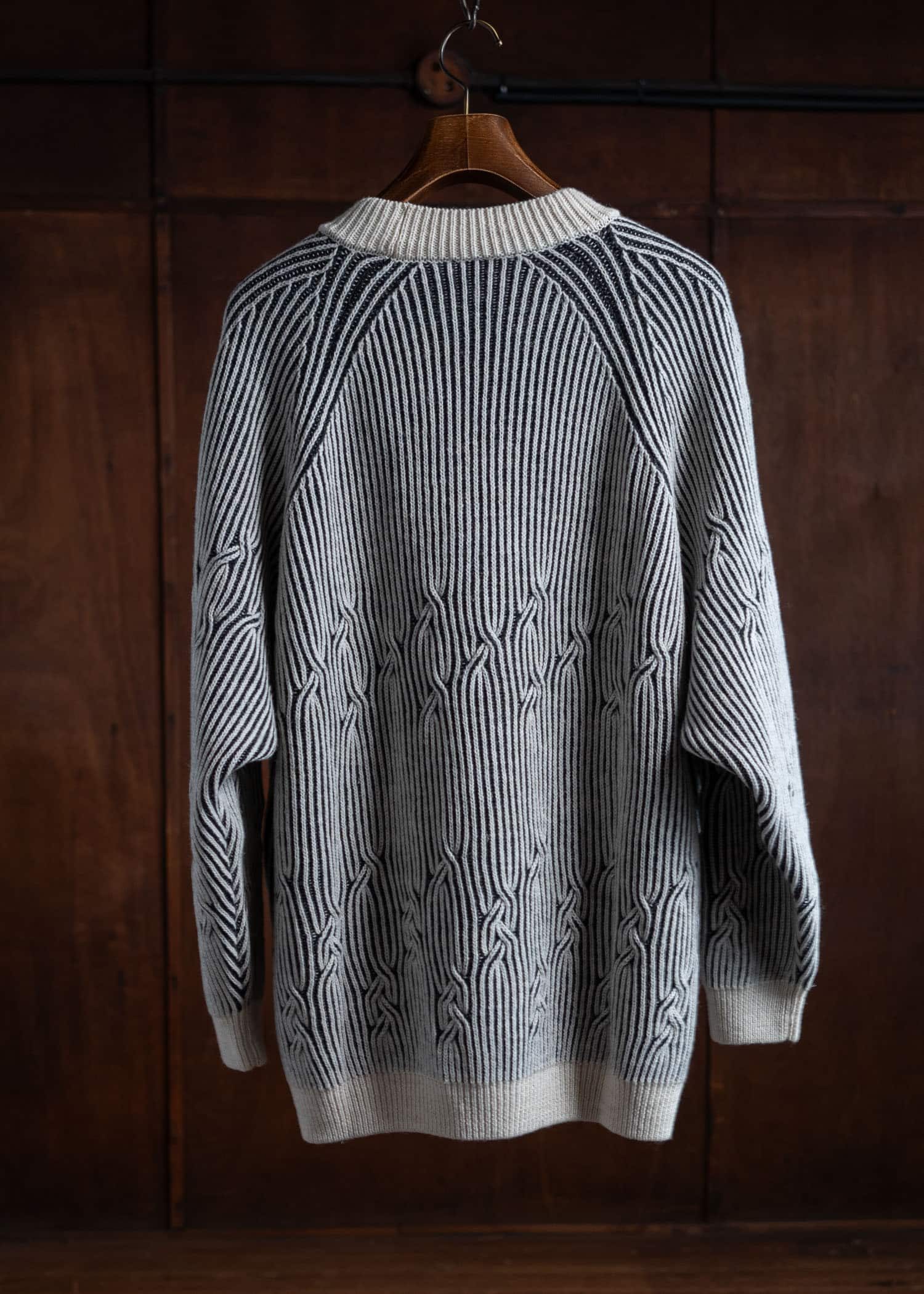 JAN-JAN VAN ESSCHE KNIT#66 Wide Fit Cable Knitted Crew Neck Sweater Knits Wool Lino White-Anthracite